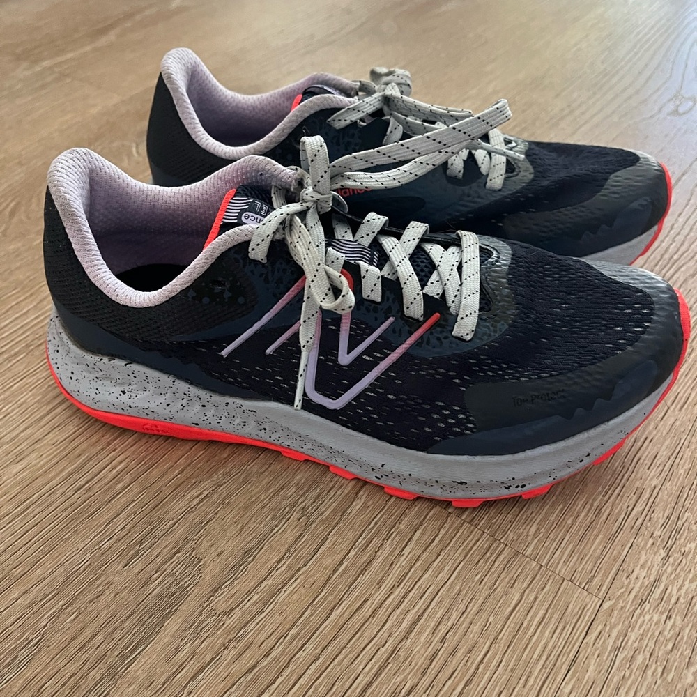New Balance Women's Blue and Gray Running Shoes